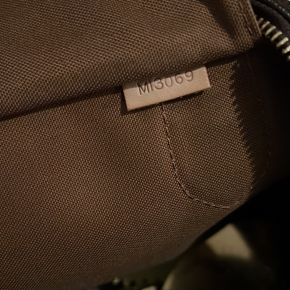 Louis Vuitton Montorgueil - Louis Vuitton Handbag - Womens Purse - Accessories - Picture 8 of 12